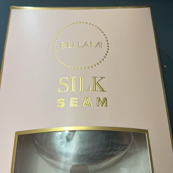 SILK SEAM CLIP-IN, WALNUT BROWN/ASH BLONDE
Brand New in Packaging - Picture 3 of 5